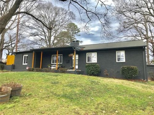 3425 Hayes Ct, Charlotte, NC 28205-2120