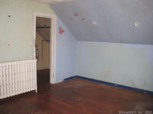 9 Wightman St, United States Coast Guard Ac, CT 06320-5414