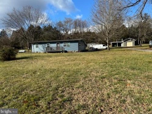 64 River Lakes Dr, Strasburg VA  22657-5201 exterior