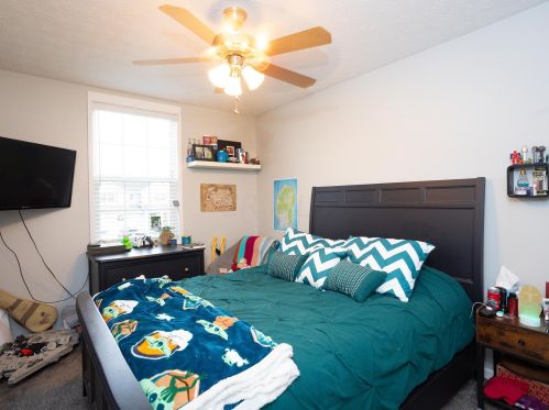 110 Hummock Dr, Pataskala OH  43062-7911 exterior