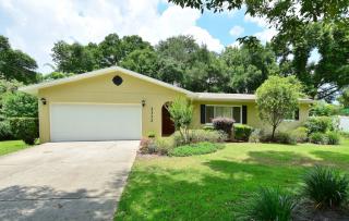 2332 Princeton Rd, Deland, FL 32724-8433