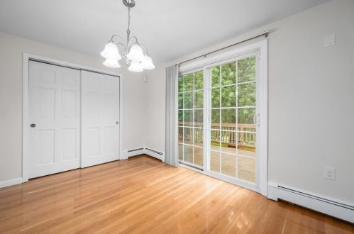 3546 Mendon Rd, Cumberland RI  02864-2136 exterior