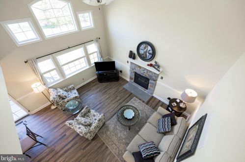 2015 School Rd, Pottstown PA  19465-8849 exterior