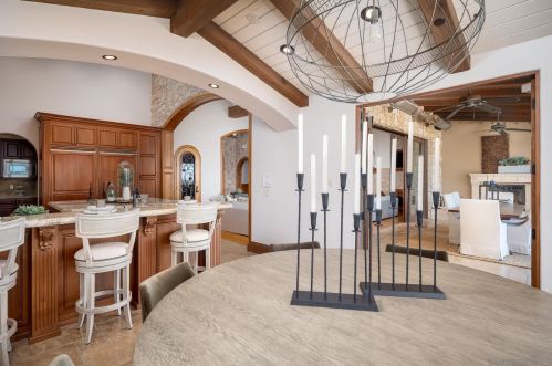 8411 Run Of The Knolls Ct, San Diego CA  92127 exterior