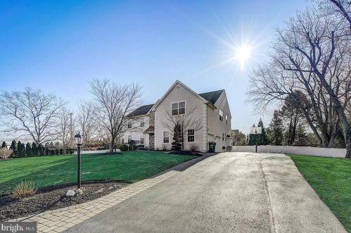 1844 Webster Ln, Prospectville, PA 19002-2428