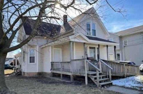 1280 Crooks St, Green Bay, WI 54301-3819