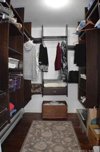 159 Vlg Rd, Huntington CT 06484-1670 exterior