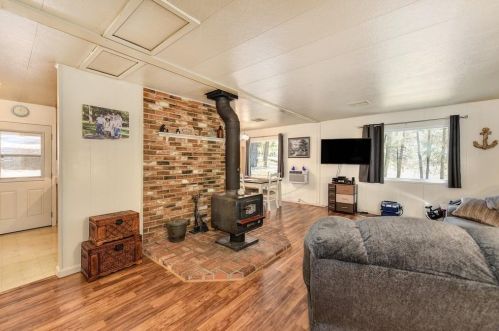 5490 Shooting Star Rd, Pacific House, CA 95726-9432