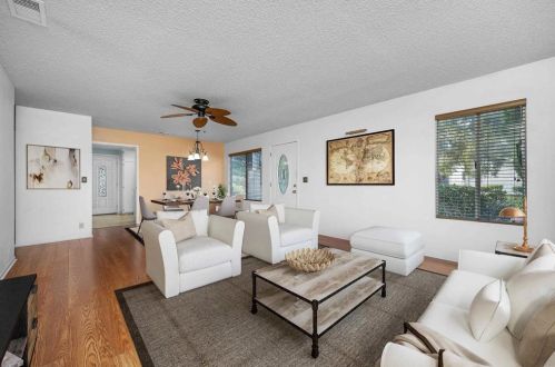 4308 Spoon Bill Way, Oceanside CA  92057-7508 exterior