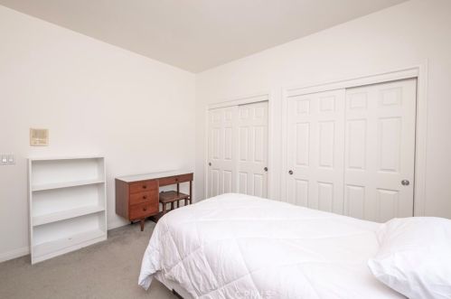 1520 Bonita Vista Dr, San Bernardino CA  92404-2104 exterior