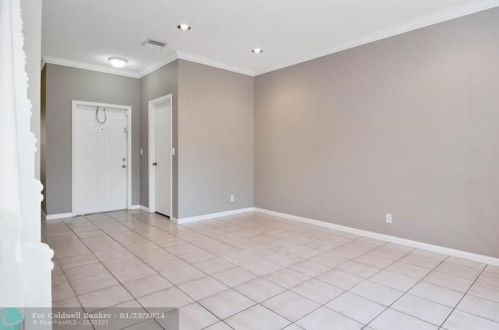 17398 20th Ct, Hollywood FL  33029-5541 exterior