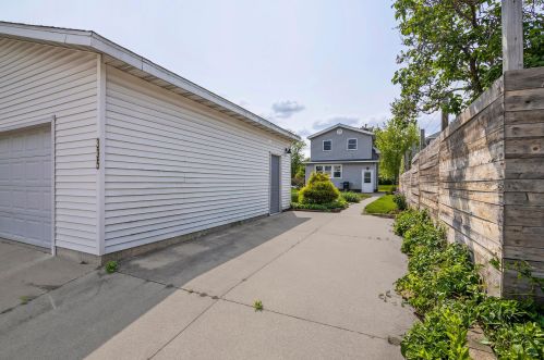 335 22nd St, La Crosse WI  54601-5047 exterior