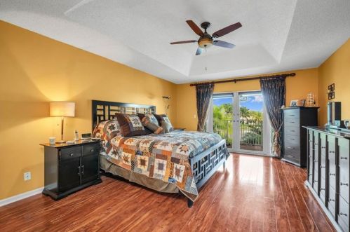 1333 175th Way, Hollywood FL  33029-4824 exterior