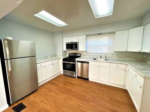 2426 Warren St, Covington, KY 41014-1650