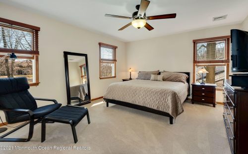 6 Cedar Ct, Jackson Twp NJ  08527-1161 exterior