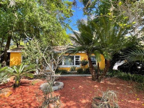 1207 Briercliff Dr, Orlando, FL 32806-1403