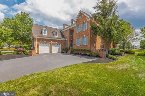 15089 Troon Ct, Haymarket VA  20169-3130 exterior