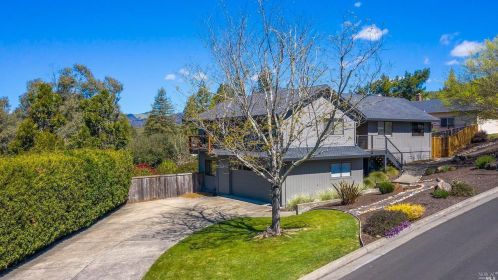4741 Bradford Ct, Santa Rosa, CA 95405-7940
