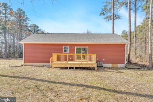 211 Erica Dr, Montross VA  22520-4154 exterior