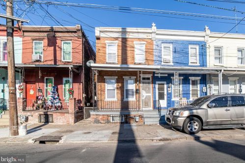 98 State St, Camden, NJ 08102-2109