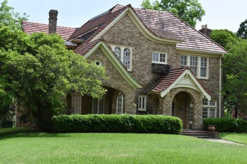 6700 Avalon Ave, Dallas, TX 75214-3703