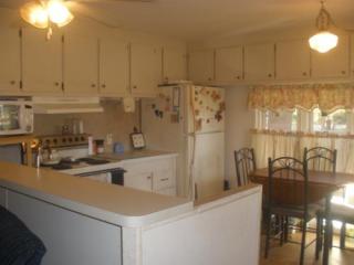 68 Barbara Ave, Waterbury CT  06712-1877 exterior