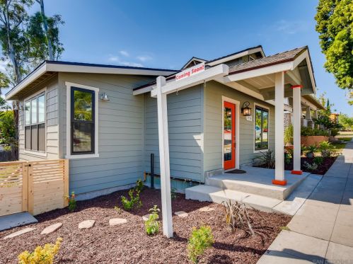 1914 Edgemont St, San Diego, CA 92102-1210