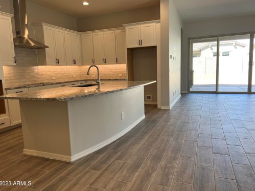 15922 Electra Ln, Sun City AZ 85387-2028 exterior