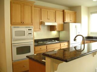 131 Azalea Dr, Mountain View CA  94041-1380 exterior