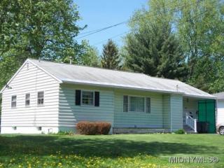 309 Ochab Dr, Rome, NY 13440-5611