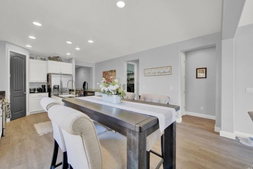 542 Twilight St, Vacaville CA  95688-8829 exterior