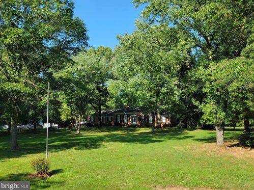 13501 Highland Farms Ct, Nokesville VA  20181-2811 exterior