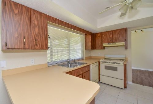 3830 Dorrit Ave, Boynton Beach, FL 33436-2736