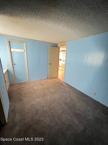 610 Dolphin Cir, Sebastian FL  32976-2591 exterior