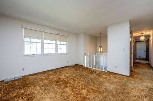1110 Wood St, Latrobe, PA 15650-2114