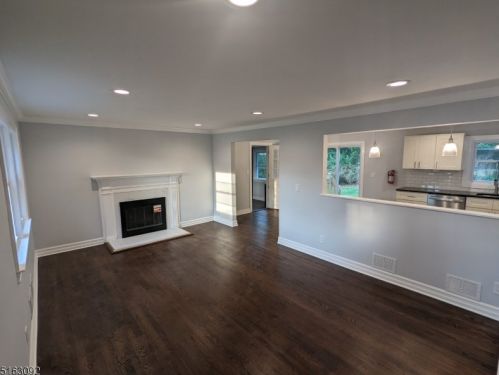 612 Brookside Pl, Cranford NJ  07016-1658 exterior