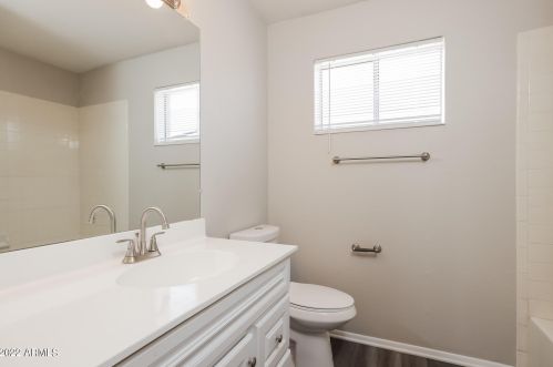 15230 19th Pl, Phoenix AZ  85022-3903 exterior