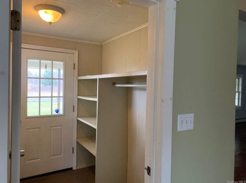 75 Sackett Lake Rd, Monticello NY  12701-4514 exterior