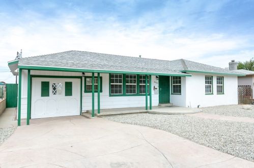 44509 Fern Ave, Lancaster, CA 93534-3408