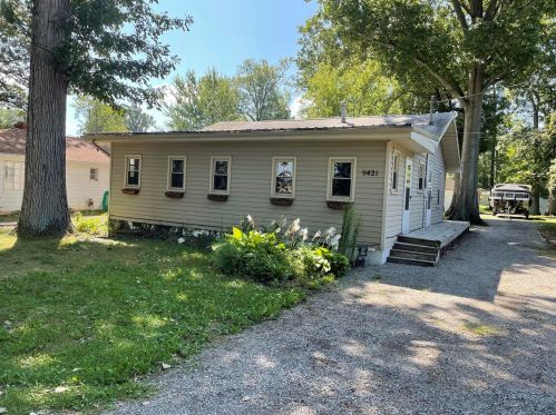 9421 Lakeshore Dr, Huntsville OH  43324-9637 exterior