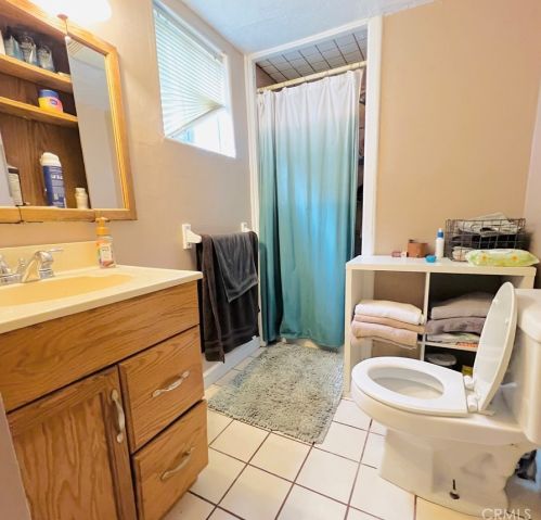 60 Hawkins St, Hollister CA  95023-4902 exterior
