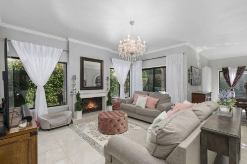 48127 Calle Seranas, La Quinta CA  92253-2205 exterior