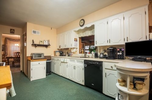 956 Mayfield Rd, Hermitage PA  16150-1846 exterior