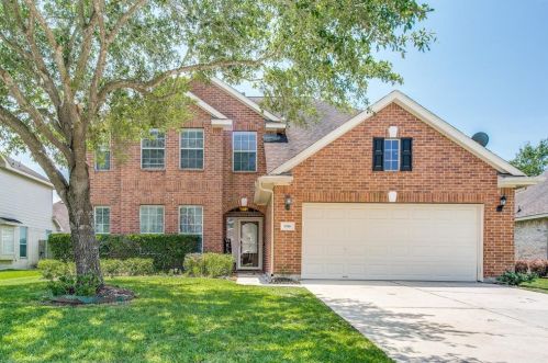 1916 Oak Shire Dr, Pearland, TX 77581-7283