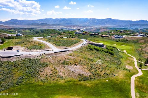 3204 Wapiti Canyon Rd, Park City UT  84098-6241 exterior