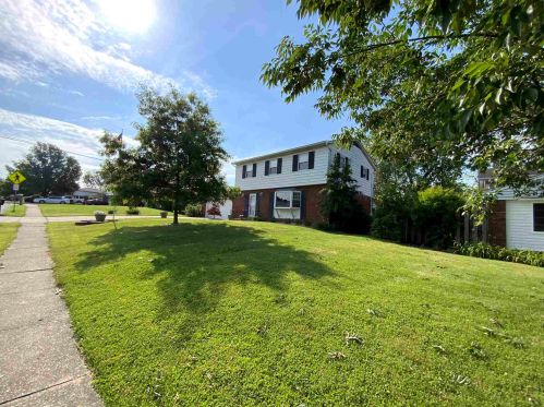22 Achates Dr, Florence, KY 41042-9753