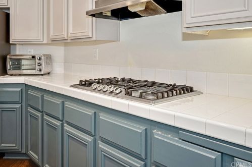 29584 Mammoth Ln, Santa Clarita CA  91387-6216 exterior