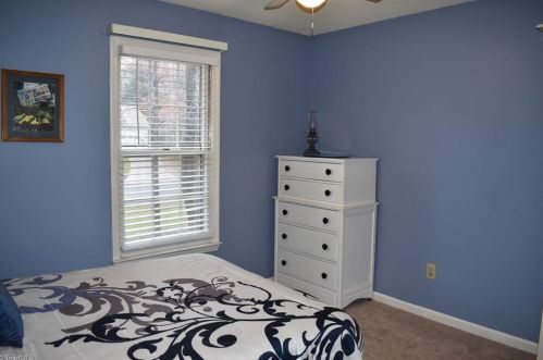 1123 Pepper Hill Rd, Greensboro NC  27407-2837 exterior