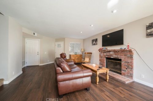 122 Valley View Dr, Santa Maria CA  93455-5540 exterior