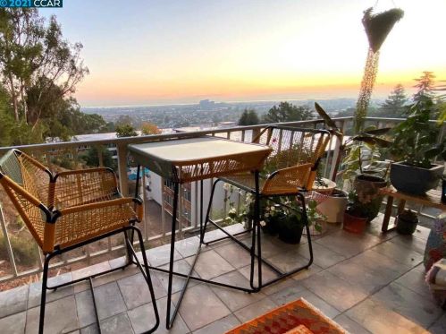 300 Davey Glen Rd, Belmont, CA 94002-2150